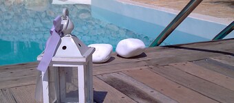 Melolia A1 Holiday homes with swimming pool and wonderful sunset views