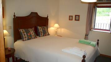 3 chambres, fer et planche Ă repasser, Wi-Fi gratuit, draps fournis