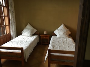 2 camere, accesso a Internet, lenzuola