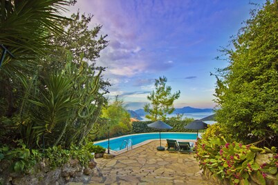 Lovely private villa set in the peaceful retreat of Sögüt - Picture Perfect!!