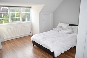 3 dormitorios, tabla de planchar con plancha, wifi y ropa de cama