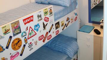 2 Schlafzimmer, Bügeleisen/Bügelbrett, Internetzugang, Bettwäsche