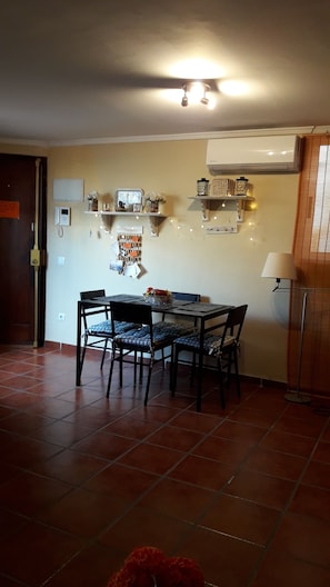 Dining - loft in the center of valencia (València)