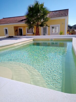 Outdoor pool - Monte das Pedras- Private pool - Free Wifi (Abrantes)