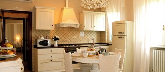 La Valinfiore New Charming Apartment with Pool