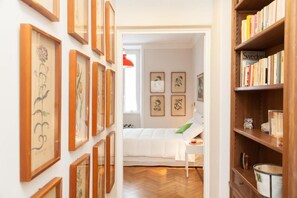 3 Schlafzimmer, Zimmersafe, Schreibtisch, Bügeleisen/Bügelbrett