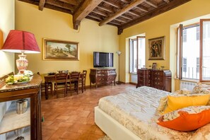 2 bedrooms, desk, soundproofing, free WiFi - Navona Apartment (Piazza Navona San Pietro Castel Sant'Angelo Campo dè Fiori) (Roma)