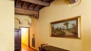 Interior - Navona Apartment (Piazza Navona San Pietro Castel Sant'Angelo Campo dè Fiori) (Roma)