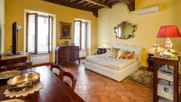 Interior - Navona Apartment (Piazza Navona San Pietro Castel Sant'Angelo Campo dè Fiori) (Roma)