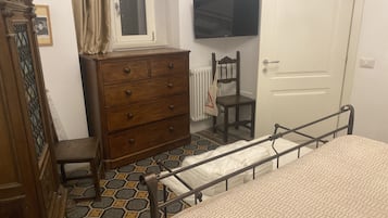 2 camere, ferro/asse da stiro, Wi-Fi gratuito, lenzuola