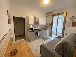 TV - Little and cozy flat near Venice (Venezia)