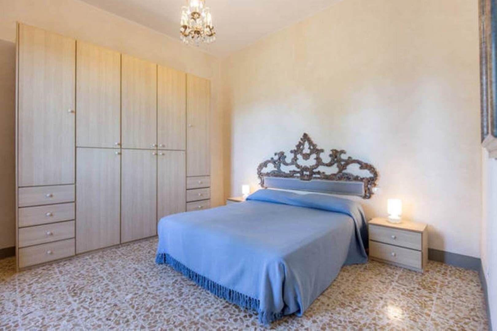 2 間睡房、熨斗/熨衫板、可攜式嬰兒床、免費 Wi-Fi