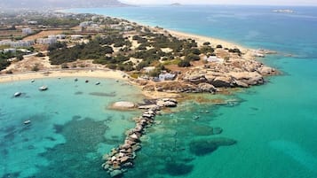 Una playa cerca, toallas de playa