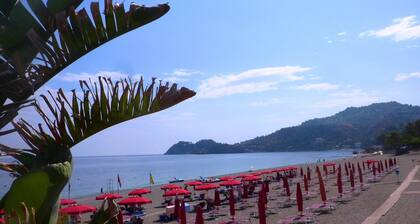 Gardenhouse on the largest beaches of Taormina apartment n. 2 for 4 people