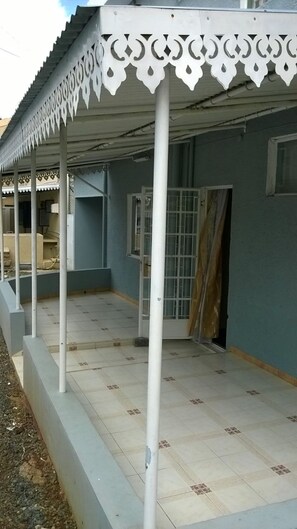 تفاصيل الفندق من الخارج