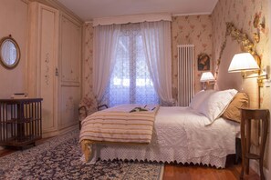 2 camere, una scrivania, ferro/asse da stiro, Wi-Fi