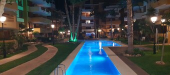 Luksus 2 soverom 2 bad aprtment 200 meter fra havet på 5 stjerners kompleks #