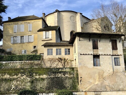 Marcadis Gite @Finders Keepers France. Adult only site with 16 acres and a lake 