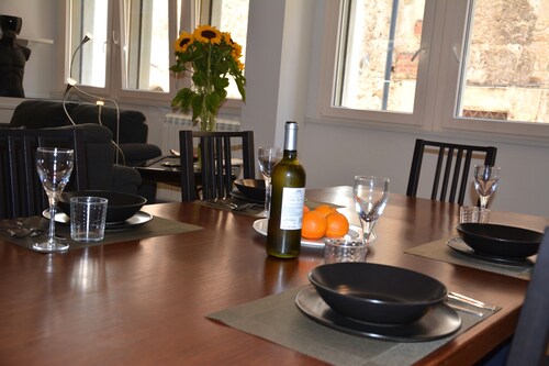 Large apartment with 2 bedrooms and two bathrooms in PALAZZO SAN MATTEO