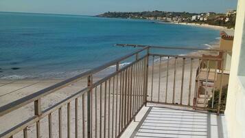 Beach nearby, beach towels