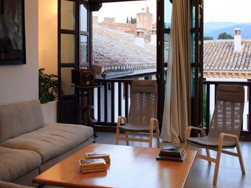 FANTASTIC LUXURY PENTHOUSE WITH 360 REVIEW AND PRIVATE POOL