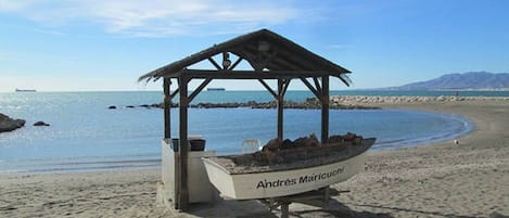 Nära stranden och strandhanddukar