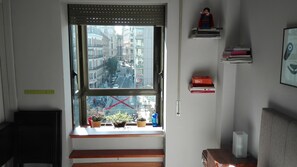 Interior - Chueca along Gran Vía. Bright and with views. (Madrid)