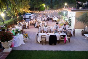 Área para banquetes al aire libre