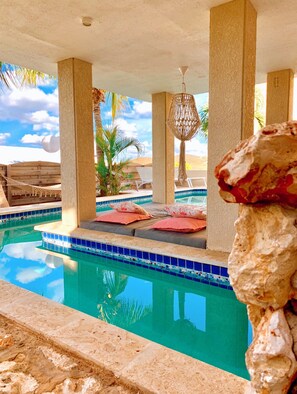 Pool - Nice, atmospheric studio near the beach! (Willemstad)