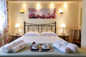 1 bedroom, in-room safe, iron/ironing board, free WiFi