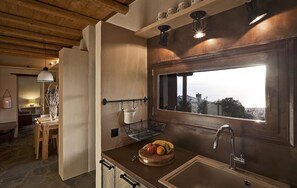 Køleskab, ovn, kogeplade, opvaskemaskine