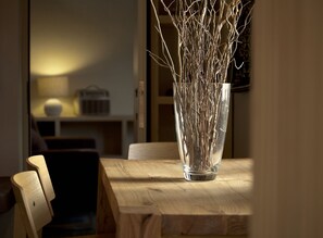 3 Schlafzimmer, Schreibtisch, Bügeleisen/Bügelbrett, WLAN