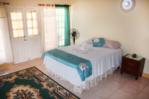 3 Schlafzimmer, Bügeleisen/Bügelbrett, kostenloses WLAN, Bettwäsche