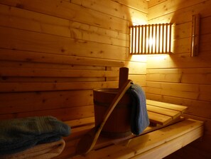 Sauna - Family-friendly house with dunes, view of ocean, sauna (Lübeck)