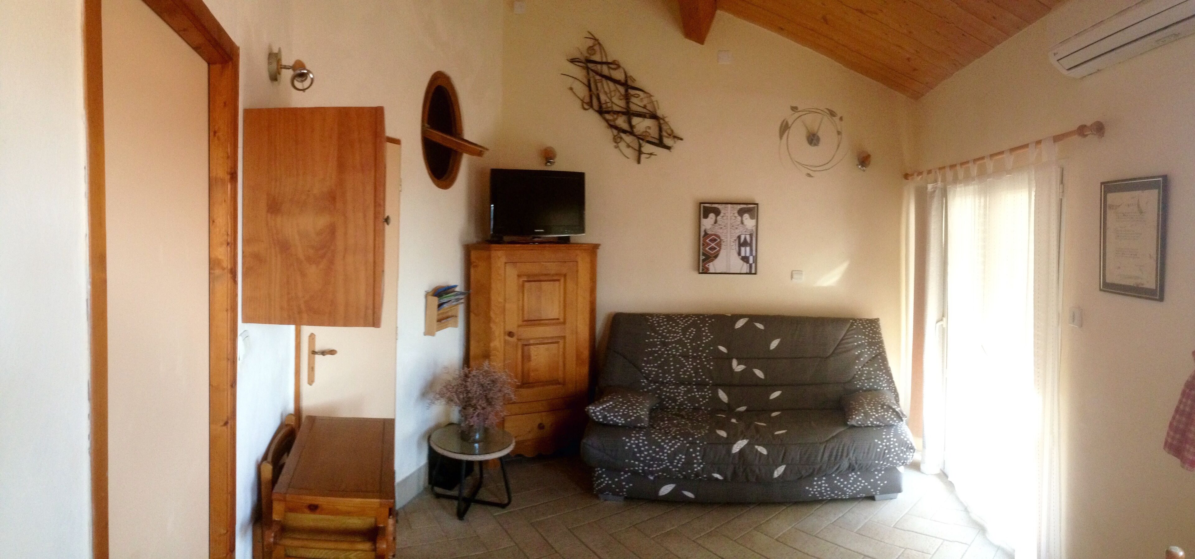 salon avec clic clac