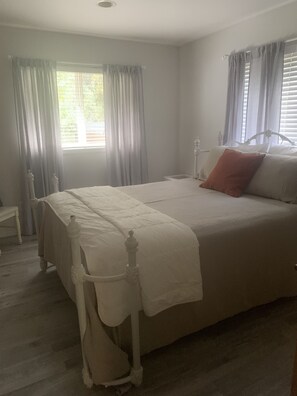 2 bedrooms, iron/ironing board, travel crib, free WiFi