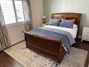 1 bedroom, desk, iron/ironing board, travel cot