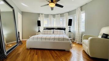 6 bedrooms, iron/ironing board, WiFi, bed sheets