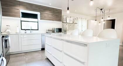 Äskettäin uusittu nykyaikainen Beach Retreat