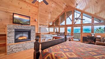 2 bedrooms, desk, WiFi, bed sheets