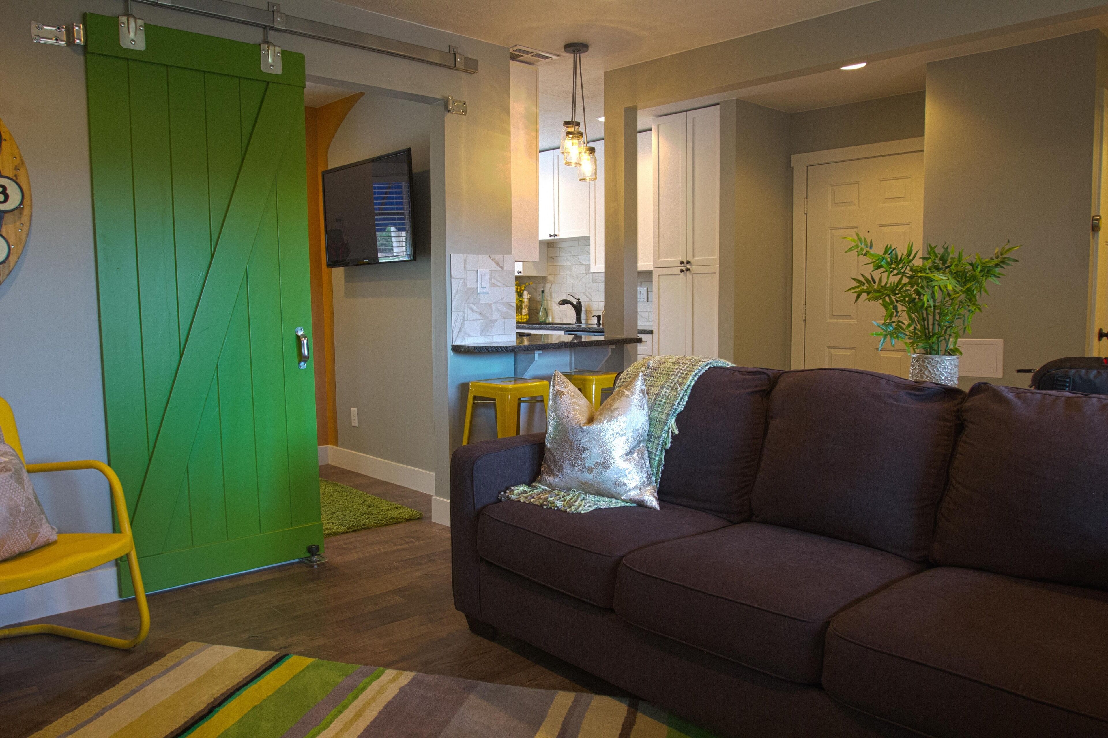 Smart TV, DVD player, foosball, table tennis