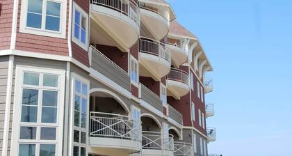 Schöne möblierte Wohnung mit Blick auf Grand Traverse Bay!