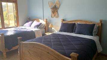 2 bedrooms, desk, iron/ironing board, travel cot