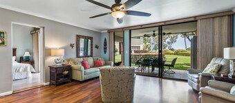 Quiet and Peaceful Getaway on the Ground Floor and a short walk to the pool !