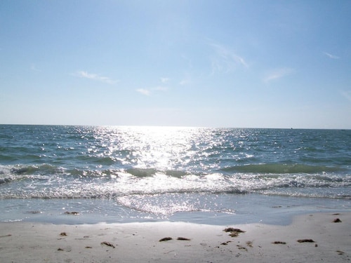 7 Miles of Paradise! Completely Renovated Condo. Cleaning Included.