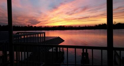 Only 45 Minutes From Downtown New Orleans Is A Vacationers Bayou Paradise.