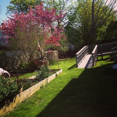 Una reliquia familiar - Histórico 1839 Downtown Mystic Home