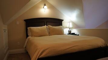 1 Schlafzimmer, BĂŒgeleisen/BĂŒgelbrett, WLAN, BettwĂ€sche