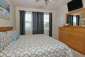 2 chambres, fer et planche à repasser, Wi-Fi gratuit, draps fournis