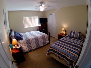 4 Schlafzimmer, Bügeleisen/Bügelbrett, kostenloses WLAN, Bettwäsche